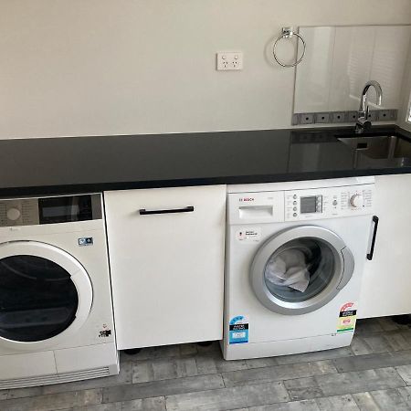 Trendy Bungalow In The Heart Of 로토루아 외부 사진