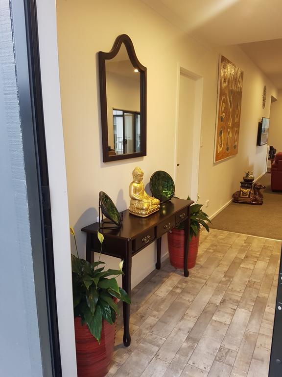 Trendy Bungalow In The Heart Of 로토루아 외부 사진