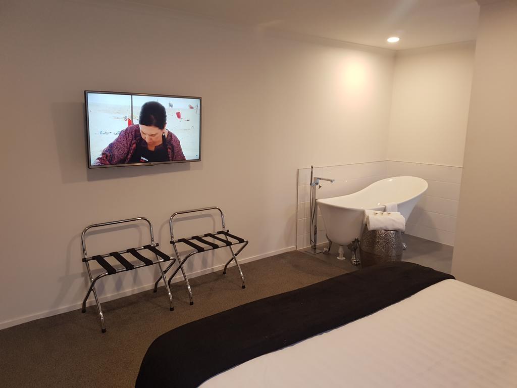 Trendy Bungalow In The Heart Of 로토루아 외부 사진